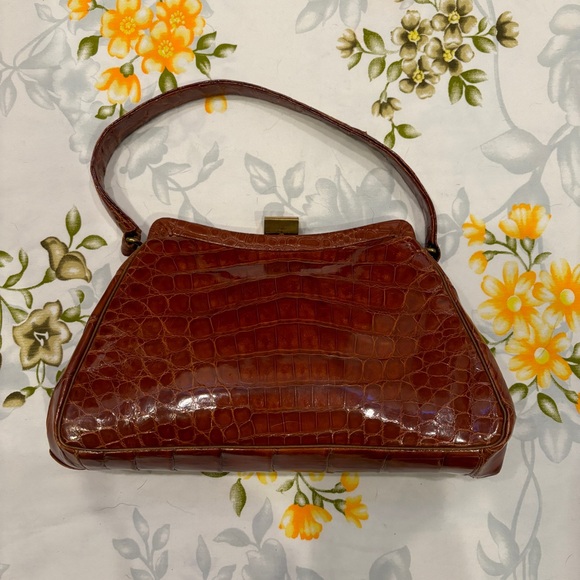 Elegant Brown Crocodile Leather Handbag - Picture 1 of 11